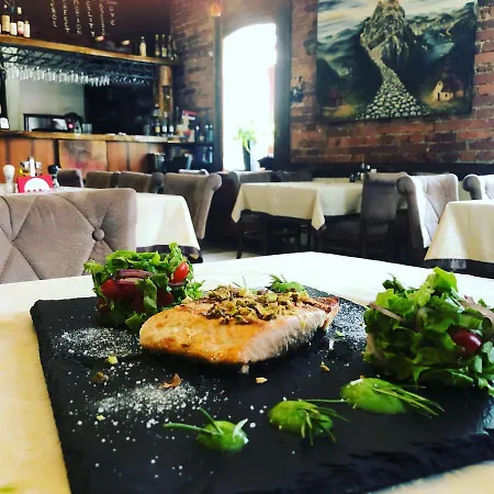 Bed & Breakfast Konaciste Grad 4*